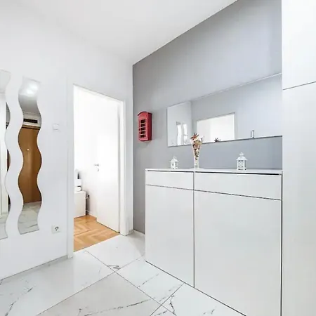 Apartman Gold Oasis, Self Service Check-In Zagreb Exterior photo